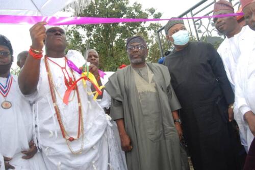 65b393d1-bacc-492a-9cc3-f66558909308